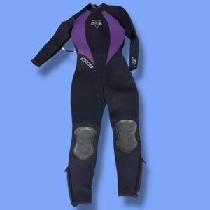 BARE Wetsuit Women Ladies size 7-8 Full Suit Back Zip